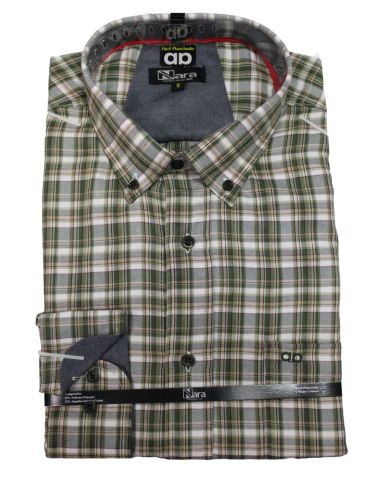 Camisa de invierno para hombre detalle tono verde.