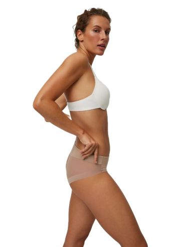 Braga midi de efecto tanga para mujer.  Detalle dorsal.