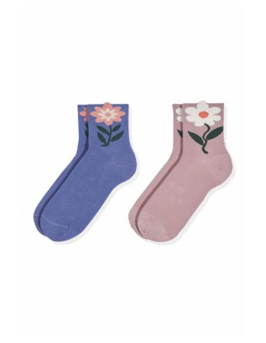 Calcetines cortos ricos en algodón para mujer. Detalle estampado rosa y azul.