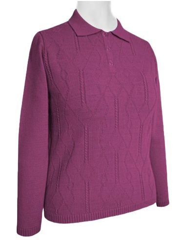 Jersey de punto invierno para mujer. Detalle frontal. Color magenta.